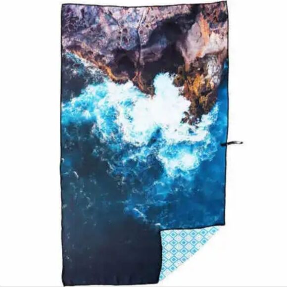 New Whitley Willows Reversible Microfiber Packable Towel 35" x 70" Cliff - Picture 7 of 7